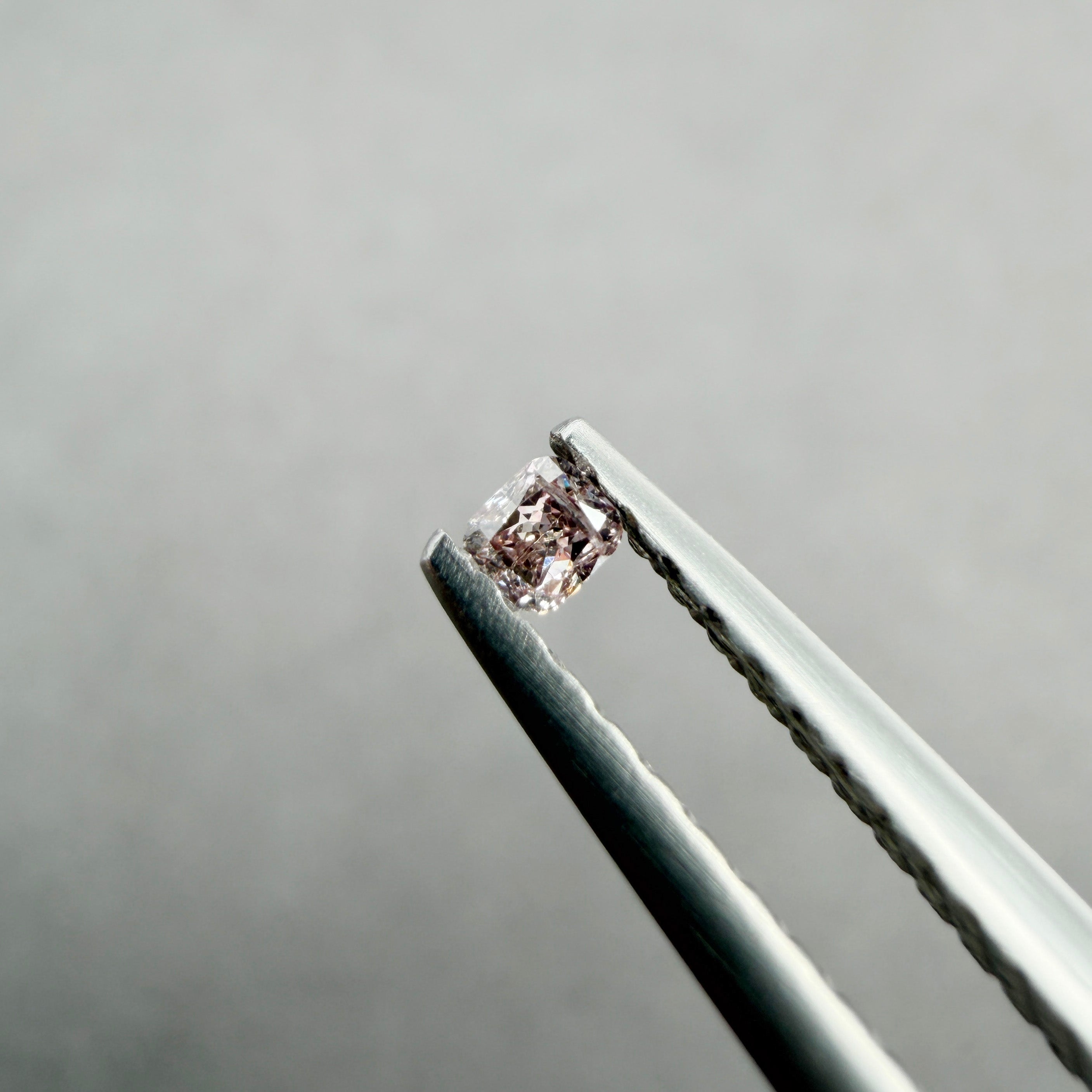 天然粉鑽 0.10克拉