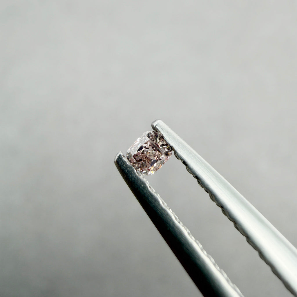 天然粉鑽 0.10克拉