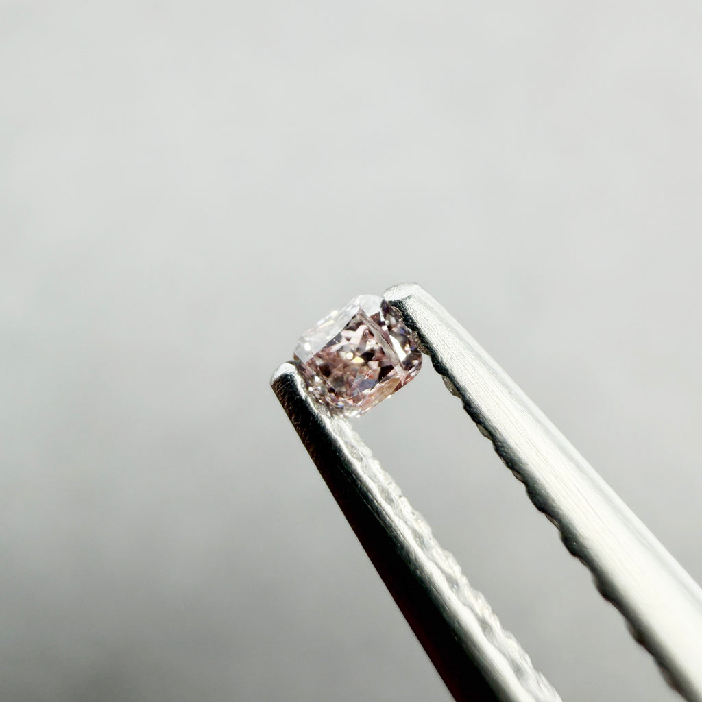 天然粉鑽 0.10克拉