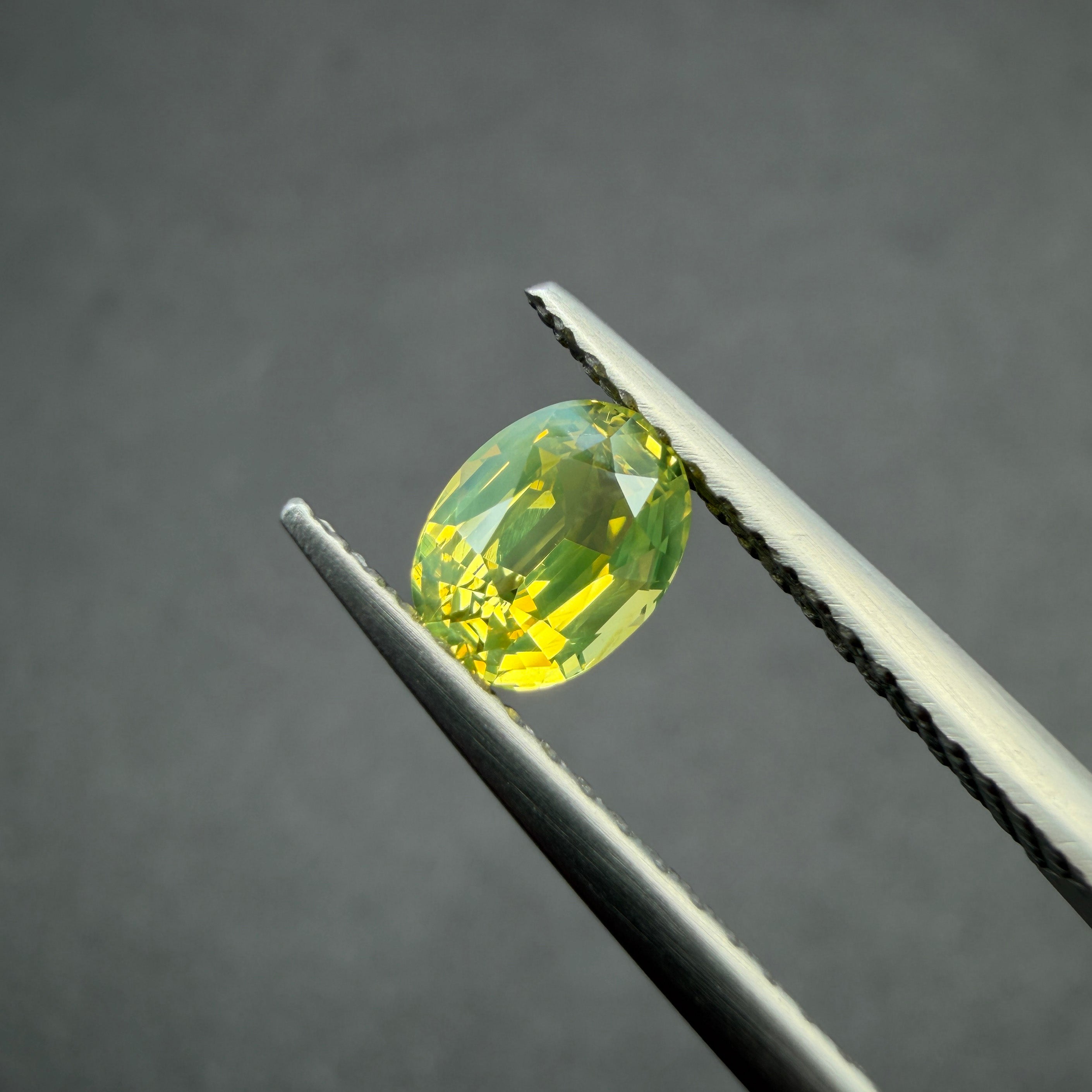 金綠玉寶石 1.33克拉