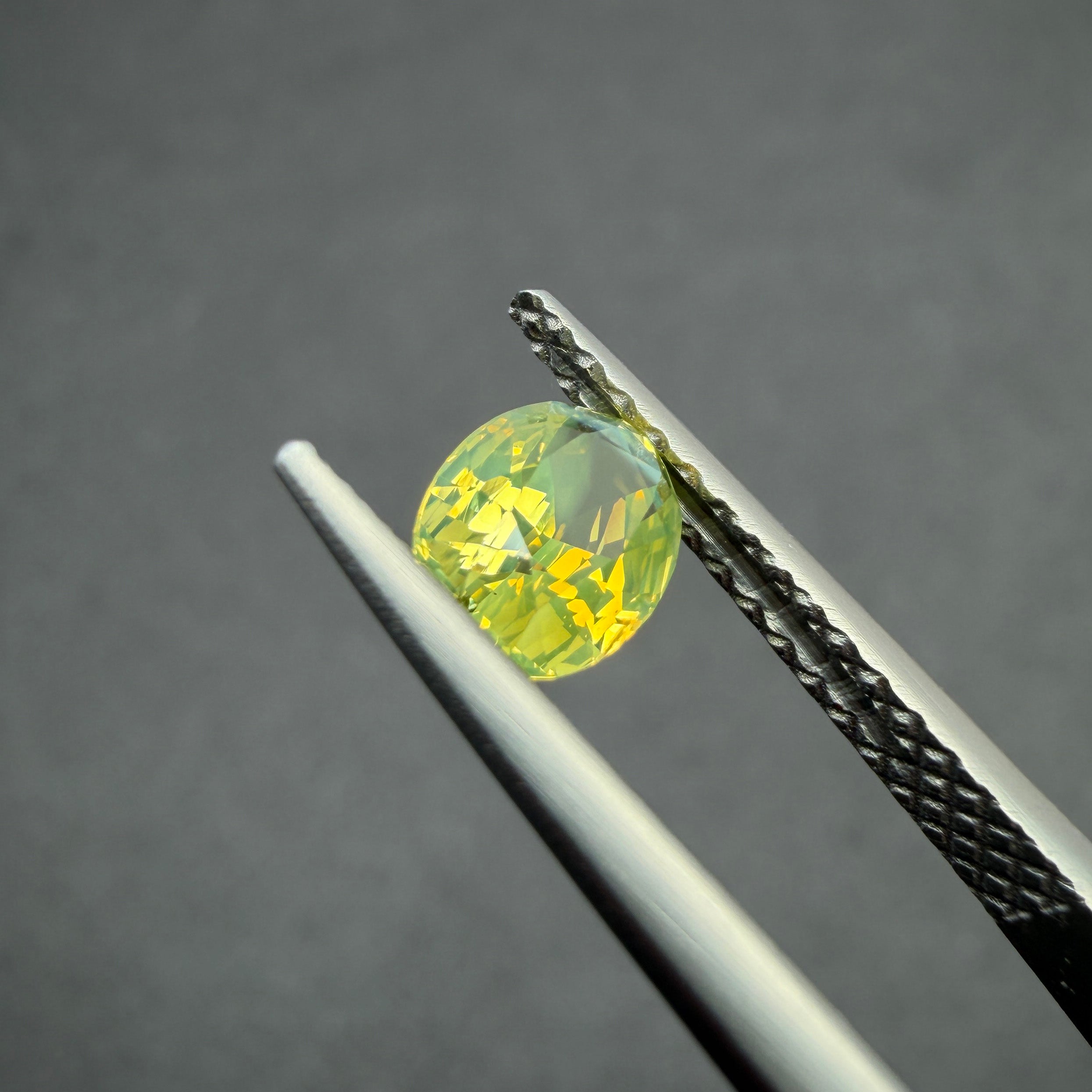 金綠玉寶石 1.33克拉