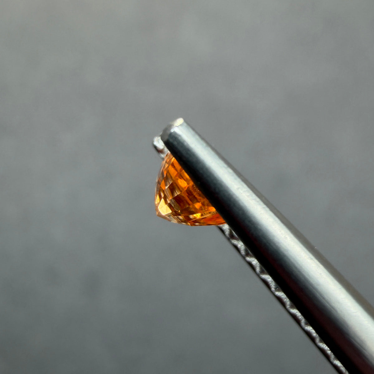 錳鋁榴石 芬達色階 0.80克拉