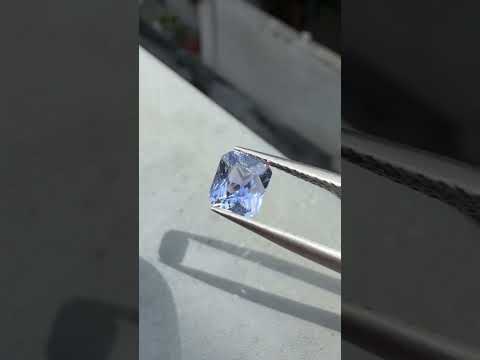 藍寶石 0.99克拉