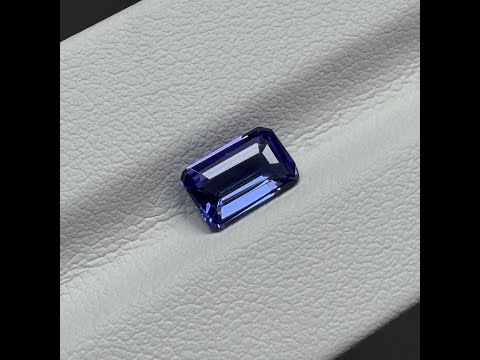 丹泉石 1.01克拉